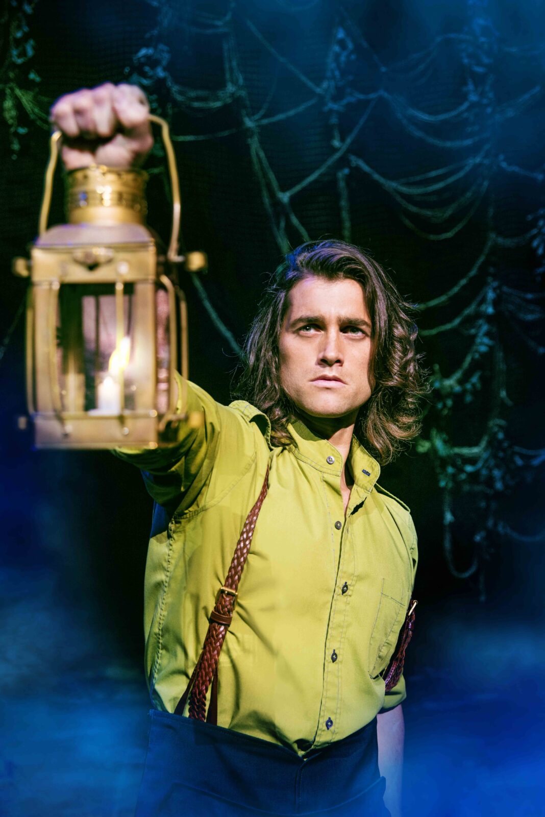 wicked-uk-international-tour_bradley-jaden_photo-matt-crockett_8980