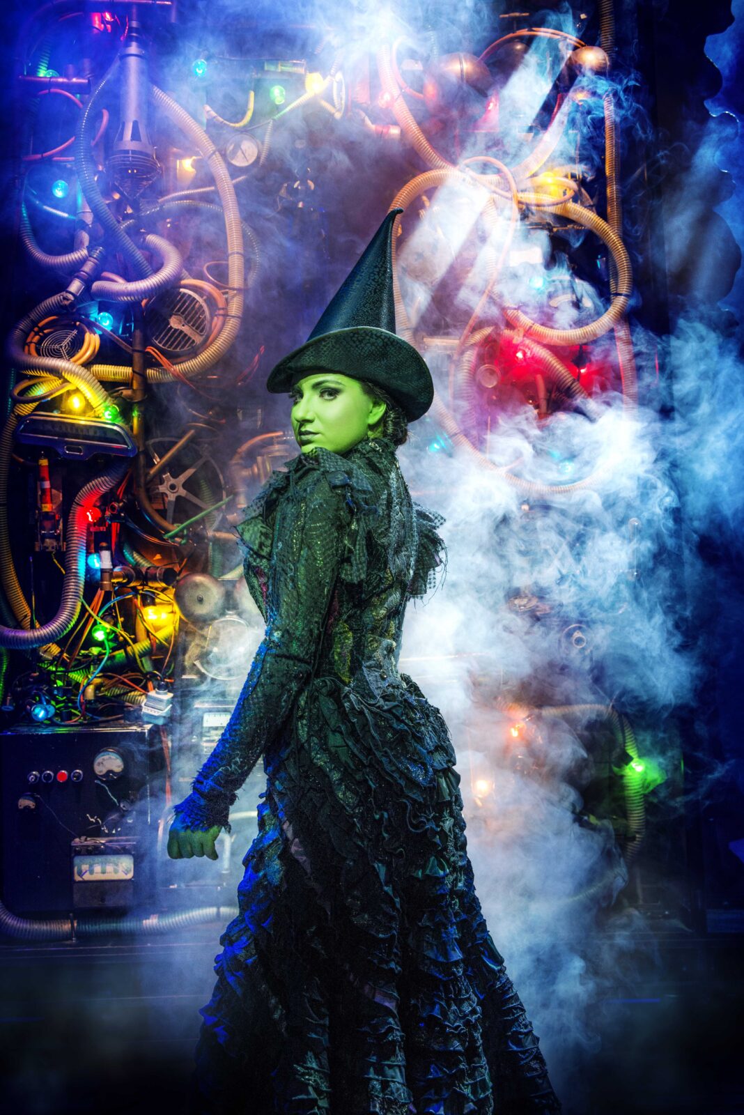wicked-uk-international-tour_jacqueline-hughes_photo-matt-crockett_9323